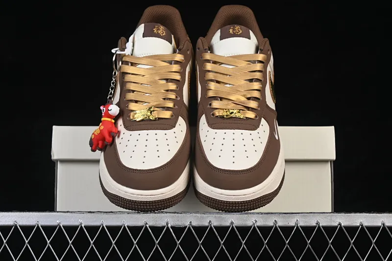 All categories Nk Air Force 1 Air Force series Nk Air Force 1 Low Air Force low top Nike Air Force 1'07 Low Year of the Horse limited edition Golden Brown Nafu Air Force One low top casual sneakers IQ1119-011
